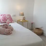 Pink Lemon Apartament